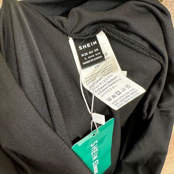 SHEIN Black Stretchy Adjustable Ruched Mini Skirt Large NWT - Picture 3 of 6